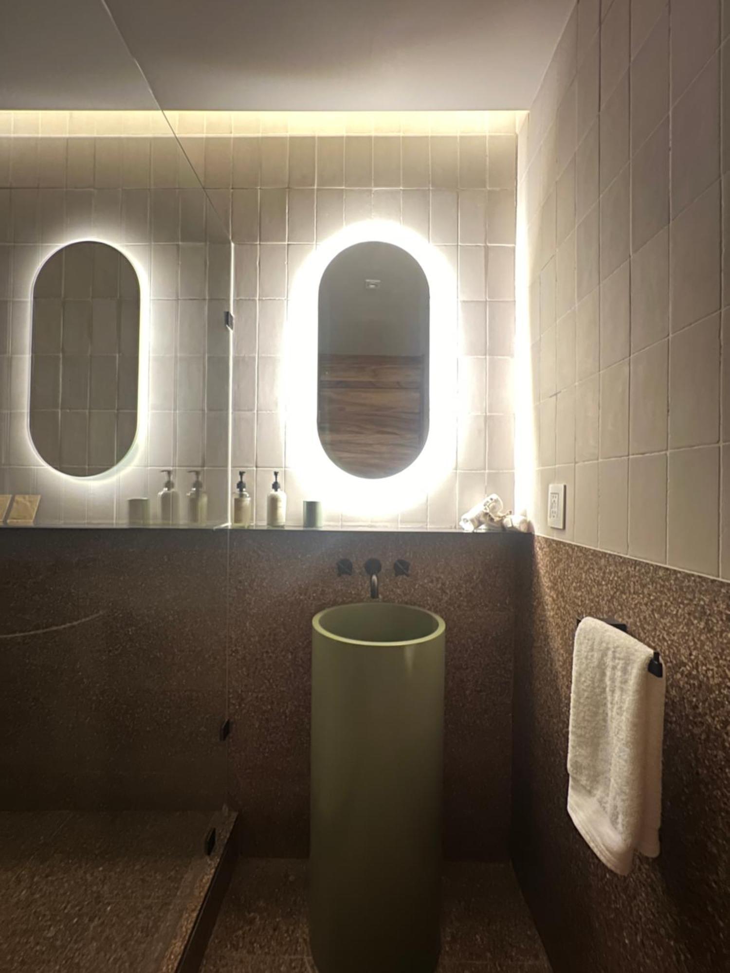 ホテル Casa Izeba メキシコシティ エクステリア 写真
